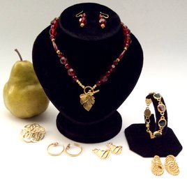 RED & GOLD TONE JEWELRY LOT: 24 Inch Plastic Bead Leaf Necklace, Enamel Bracelet, Earrings Missing Backs, Clip