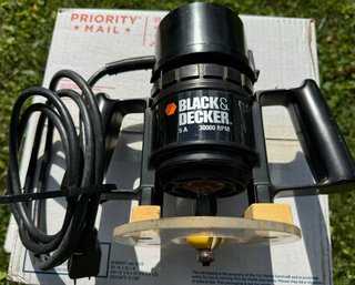 Vintage Black & Decker Router: A Powerful Tool