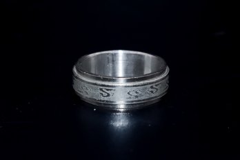 Men's Wedding Ring Size 9