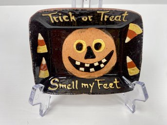 Turtle Creek Potters, Redware Dish Trick Or Treat Smell My Feet