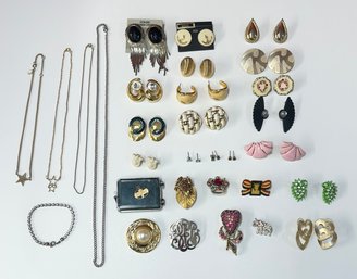 Costume Jewelry Lot 1