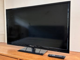 A 40' Polaroid Flat Screen TV