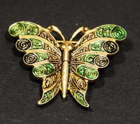 Gold Tone Vintage Butterfly Brooch Pin Having Green Color