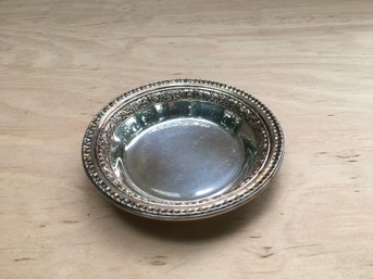 VINTAGE REED & BARTON ELECTROPLATED NICKEL SILVER DISH