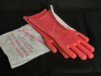 Insulated Electrical Safety Gloves