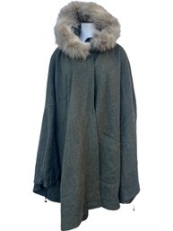 Vintage Handmade Woolen Fur Cape - Size M/L