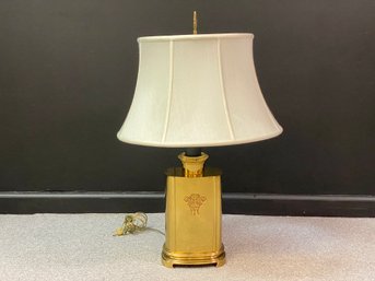 A Quality Vintage Table Lamp In Brass With A Deluxe Bell Shade