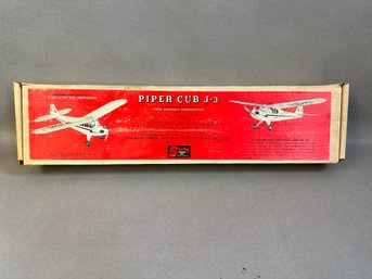 NIB Piper Cub J 3 Vintage Model Airplane Kit