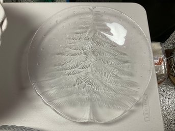 Mikasa Glass Etched Holiday Noel Christmas Platter