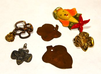 Small Lot Vintage Girl Scouts Brooches And Pins