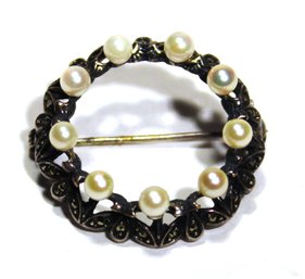 Sterling Silver Circular Wreath Brooch Cultured Pearls