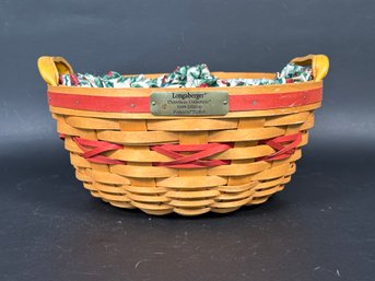 A Vintage Longaberger Christmas Collection Popcorn Basket, 1999