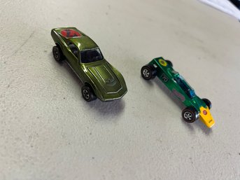 Lot Of 2 Cars 1960s Hot Wheels - Redlines -EXC 1968 LT Green Custom Corvette & NM 1969 DK Green Lotus Turbine