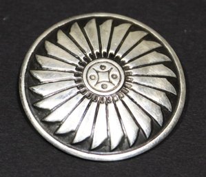 Vintage Fine Sterling Silver Native American Southwestern Round Brooch 1 1/4'