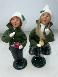 2 Byers Choice Carolers Children With Fruit ~ Boy & Girl ~ 1999