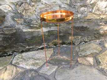 VINTAGE LIMITED EDITION DANISH DESIGN By OBJECTS NYC COPPER FINISH METAL ROUND TRAY ON BASE STYLE TABLE