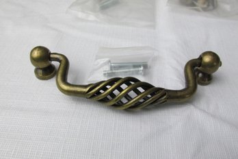 10 -- 4' Swivel Drawer Pull Antique Pewter Finish