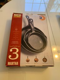 New In Box Cast Iron Skillet Set (3 Piece)