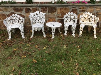 Vintage Cast Iron Grape Vine Garden/ Patio Set