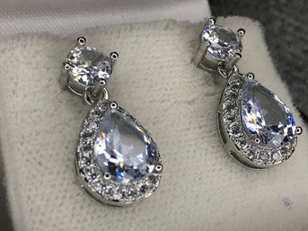 Stunning Sterling Silver / 925 Teardrop Earrings With Teardrop White Sapphires - Brand New Never Worn !