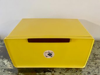 1970s Lincoln BeautyWare Yellow Metal Bread Box