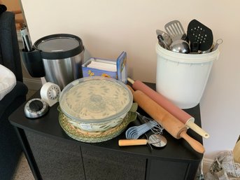 Mixed Kitchen Lot