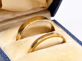 A Pair Of Vintage 18K Gold Wedding Bands (Initialed Inside) Men's 10, Women's 8