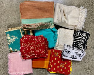 Large Lot Of Vintage Table Napkins