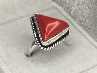 Very Pretty Brand New Sterling Silver / 925 Triangular Cocktail Ring With Polished Red Coral - Very Pretty !