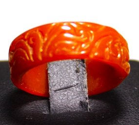 Vintage Molded Orange Plastic Band Ring W Scrollwork Size 8.5