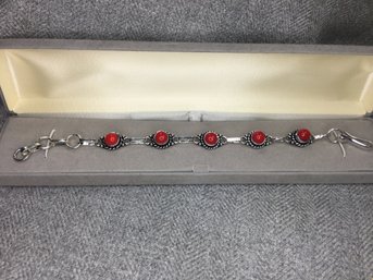 Beautiful Sterling Silver / 925 Toggle Bracelet With Lovely Red Coral - Brand New - Never Worn - Nice Piece !