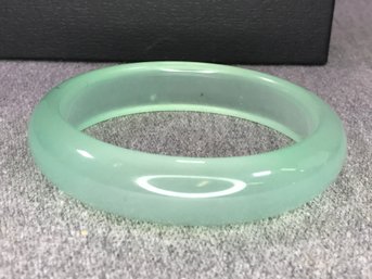 Very Pretty Jade Bangle Bracelet - Antique ? Vintage ? - Lovely Pale / Mint Green Color - Not Expert On Jade