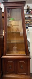 Nice Triangular Display Cabinet