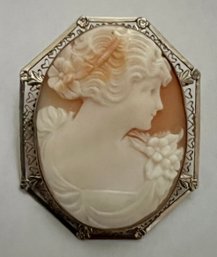 VINTAGE 14K WHITE GOLD CARRED CAMEO BROOCH/PENDANT