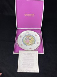 1976 Royal Doulton Valentines Day Plate