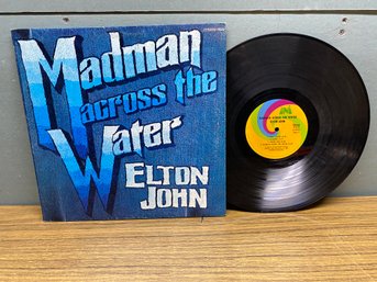 ELTON JOHN. MADMAN ACROSS THE WATER On 1971 Uni Records Stereo.