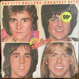 BAY CITY ROLLERS - Greatest Hits - Arista LP- APL1-0388 -Vinyl -  VERY GOOD CONDITION