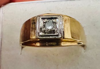 VINTAGE 10K GOLD DIAMOND MENS RING