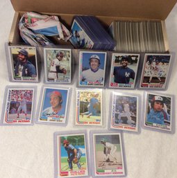 Large Lot Of 1982 Topps Baseball Cards Loaded With Stars And Hall Of Famers
