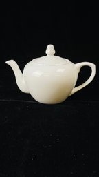 Cordon Bleu White Porcelain Teapot