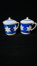 Pair Of Blue Daisy IDG Mugs W/Lids