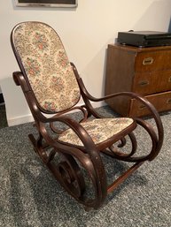 Vintage Bentwood Rocker Tapestry Upholstered Rocking Chair 21x37x38'