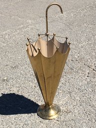 Lovely Vintage Brass Umbrella Stand - Made In England - Very Nice Piece - Very Well Made - Nice Patina