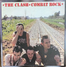 THE CLASH - COMBAT ROCK - RECORD - EPIC FE37689- 1982 W/ Sleeve