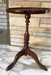 Bombay Company Piecrust Table With Tripod Pedestal Base