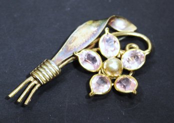 Vintage Gold Plated Floral Brooch Having Pink Glass Stones Faux Pearl