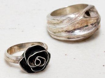 A Pair Of Vintage Sterling Silver Rings  Modern Chunky Ring Size 6, Floral Ring Size 3