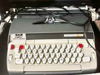 Smith Corona Electra 120 Typewriter