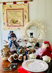 LARGE LOT OF Classic Christmas/winter  ITEMS