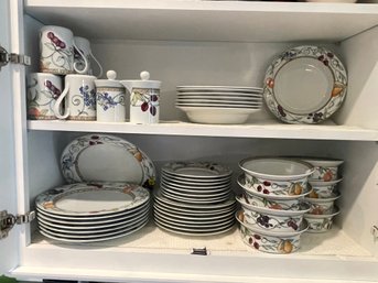 SERVICE FOR 8 DANSK PORCELAIN DINNERWARE 64 PIECES